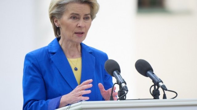 Президентка Європейської комісії: ми повинні тиснути на Путіна