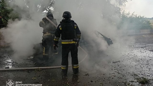 Росіяни вдарили по Дніпропетровщині, загинули двоє людей – ДСНС