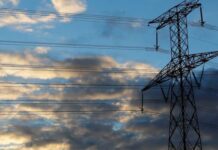 «Укрэнерго» призвало экономно потреблять э/э в среду с 16:00 до 22:00