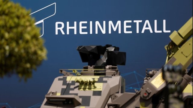 Глава Rheinmetall вважає, що найближчими роками виробляти танки та іншу бронетехніку стане дешевше