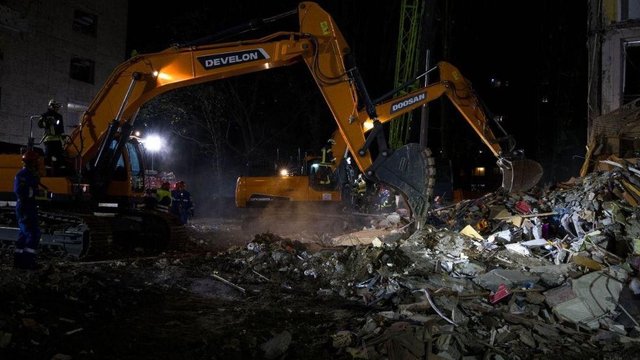 Кількість загиблих унаслідок вчорашньої атаки на Київ зросла до 27