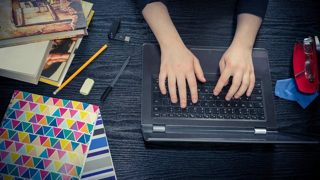 В українські виші зараховано 178,7 тис. першокурсників, з них 64,9 тис. навчатимуться за держзамовленням