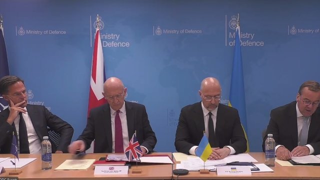 Перші пускові установки двох систем Patriot, які Німеччина зобов’язалася поставити, вже передано Україні — Пісторіус