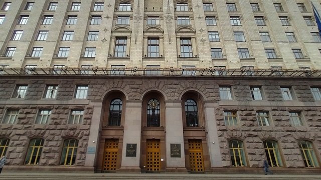 У Києві у вересні тимчасово обмежать рух транспортних засобів окремими вулицями у зв’язку з ремонтними роботами – КМДА