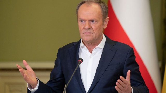 Туск: Трамп хоче перекласти відповідальність за закінчення війни в Україні на Європу