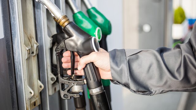 Україна з 1 жовтня обмежить імпорт індійського пального