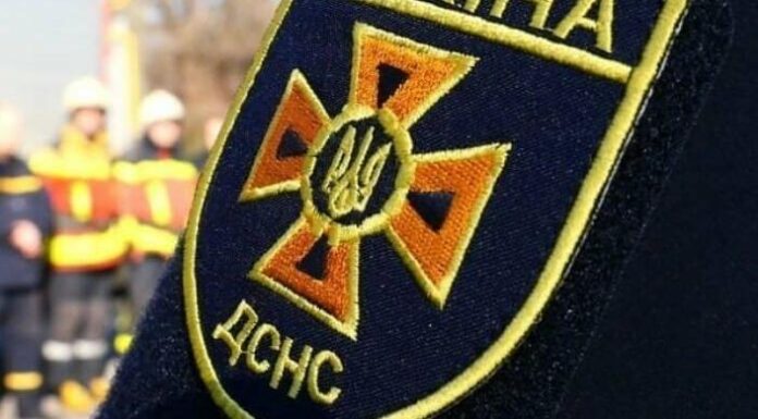На Одещині чоловік впав у яр і зламав обидві ноги: подробиці