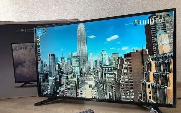 Телевизоры Samsung 32 дюйма — компактный размер, большие возможности