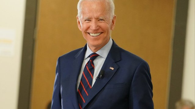 Експрезидент США Байден проходить курс променевої терапії від раку