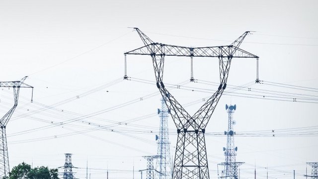 Пошкоджено кілька важливих об’єктів енергопостачання на Чернігівщині, знеструмлено 50 тис. споживачів