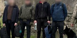 Втеча за $42 000: на Одещині прикордонники із собакою ловили чоловіків, — ФОТО
