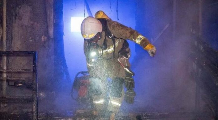 Горіли банк, квартира та балкони: в Одесі сталася пожежа, — ФОТО