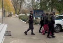 Вбивство на застіллі: під Одесою жінка кілька разів ударила ножем співмешканця