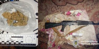 На Одещині викрили двох чоловіків із кількома кілограмами канабісу та автоматом Калашникова