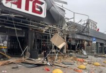 Через ворожі удари у Запоріжжі травмовано десять людей, в тому числі дитина та співробітники ДСНС і Патрульної поліції