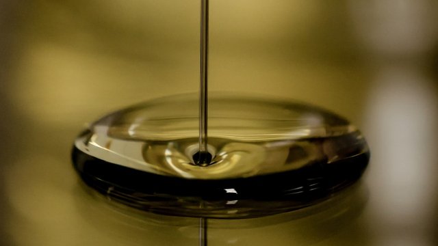 МЭА повысило прогноз роста спроса на нефть в мире в 2025г на 47 тыс. б/с, в 2026г — на 93 тыс. б/с