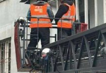 Понад 60 тисяч абонентів досі без світла: наслідки нічної атаки на Одесу, — ФОТО