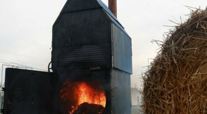 Солома замість газу: на Одещині школи перейшли на альтернативне опалення