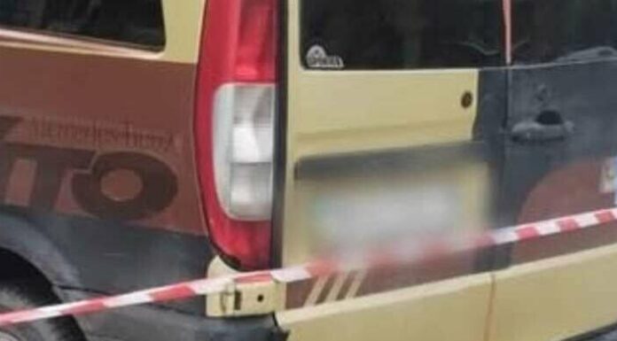 В Одесі літня жінка загинула під колесами мікроавтобуса