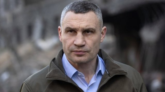 В Києві без тепла залишається понад тисяча будинків – Кличко
