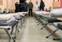 Гаряча їжа, ковдри та засоби гігієни є найбільш поширеними запитами мешканців Деснянського району Києва — Улютін