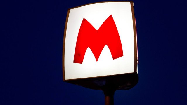 У Харкові призупинено роботу наземного міського електротранспорту та рух двома лініями метро