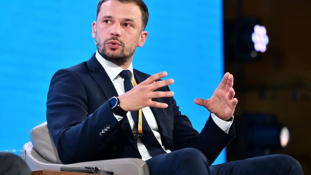 Голова освітнього комітету допускає позбавлення права на відстрочку чоловіків віком 25+, які вступають у заклади вищої, передвищої та фахової освіти