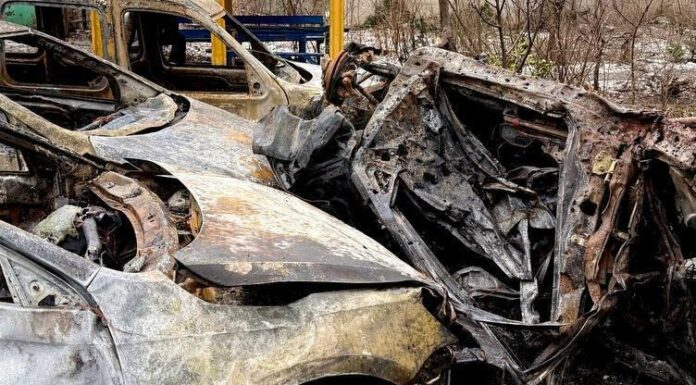 Цієї ночі в Одесі від російського обстрілу постраждали заклади освіти і будинки в різних районах міста, — ФОТО