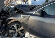 На Одещині порушники тікали від прикордонників та в’їхали в стовп, — ФОТО