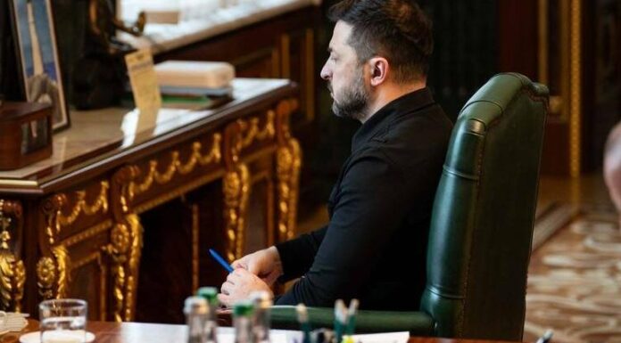 «Дрони били по центральній частині Одеси, поруч із «Привозом» — Зеленський