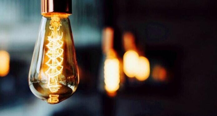 Стали відомі графіки відключень світла на Одещині на 18 січня