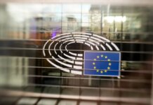 Европарламент поддержал новые гарантии безопасности для Украины и более жесткие ограничения для РФ