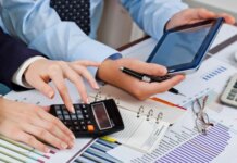 Сокращение рабочих графиков и производства: как украинский бизнес выживает в условиях отключений электроэнергии