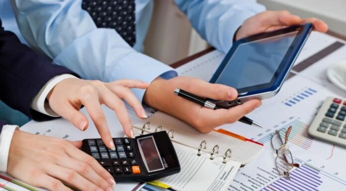 Сокращение рабочих графиков и производства: как украинский бизнес выживает в условиях отключений электроэнергии