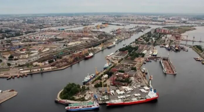 Лед на Балтике угрожает экспорту россии – суда без соответствующего класса могут остановиться