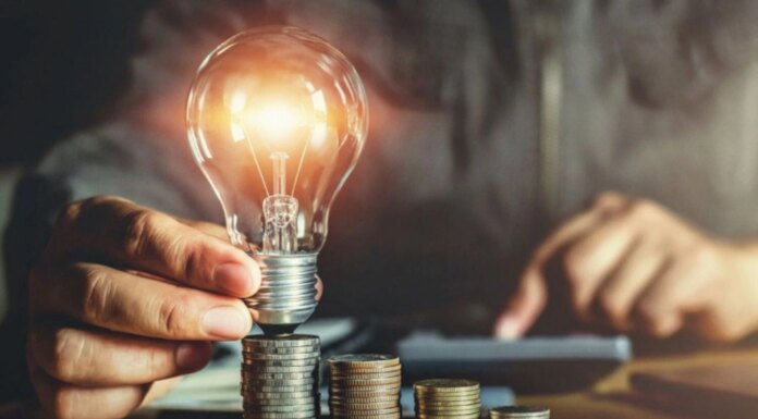 Света меньше, а суммы в платежках больше — как это работает