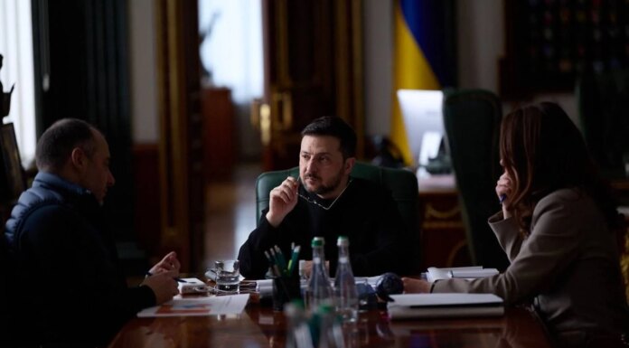 Зеленский провел совещание со Свириденко и Кубраковым по оперативной работе в условиях энергокризиса: детали