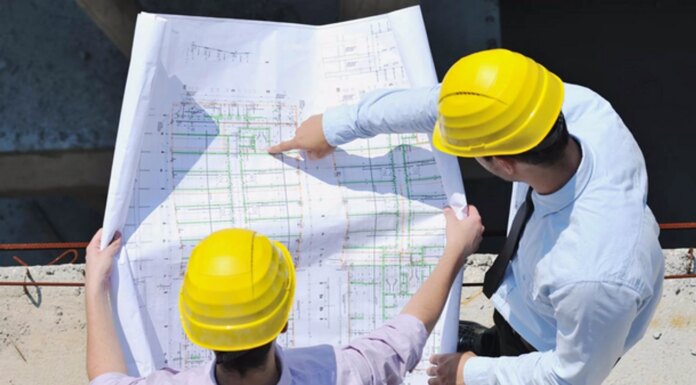 Эксперты утверждают, что строительная отрасль в Чехии столкнулась бы с проблемами без украинцев — СМИ