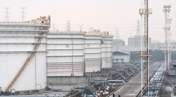 Нефть из рф вместо Индии в феврале скупают со скидками нефтепереработчики из Китая — Bloomberg