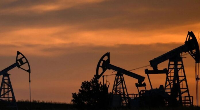 российский банк ВТБ инициировал банкротство нефтяной группы "First Oil" — разведка