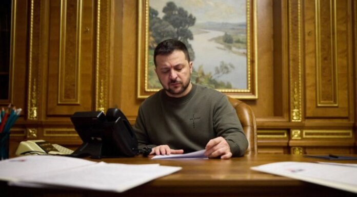 Украина на юге освободила 300 квадратных километров — Зеленский