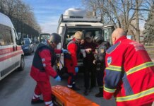 В Никополе из-за обстрела рф пострадал 77-летний мужчина, повреждены здания