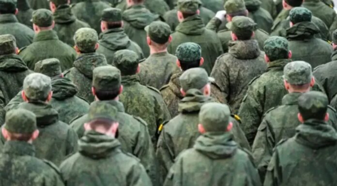 кремль использует бывших пленных для фейковых "признаний" о якобы пытках в Украине