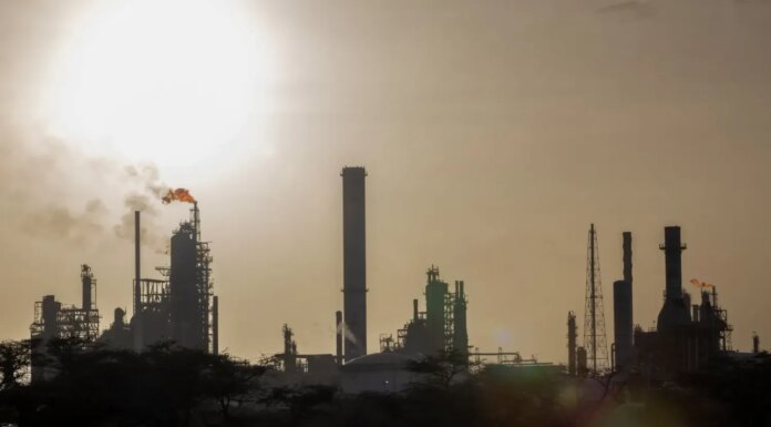 Колумбия не сможет импортировать венесуэльский газ из-за отсутствия американской лицензии и технических проблем