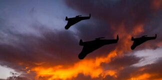 Враг атаковал Запорожье дронами, есть раненые, вспыхнул пожар