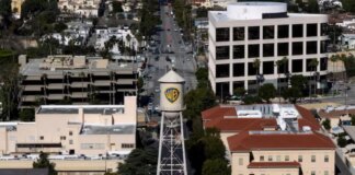 Warner Bros. Discovery подписала соглашение о слиянии с Paramount Skydance