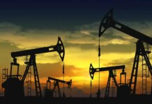 Нефть может подорожать до 80 долларов за баррель из-за войны в Иране — Reuters