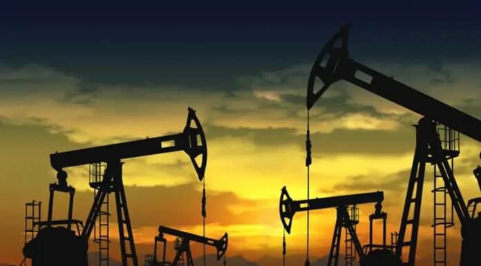 Нефть может подорожать до 80 долларов за баррель из-за войны в Иране — Reuters