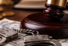 На Одещині посадовця оштрафували за махінації з реєстром боржників