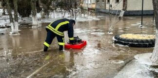 Одещину підтоплює: рятувальники відкачали 5800 м³ талої води, — ФОТО